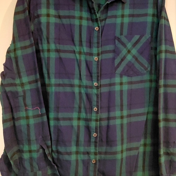 Old Navy Green Plaid Button-Down Shirt - Picture 6 of 12
